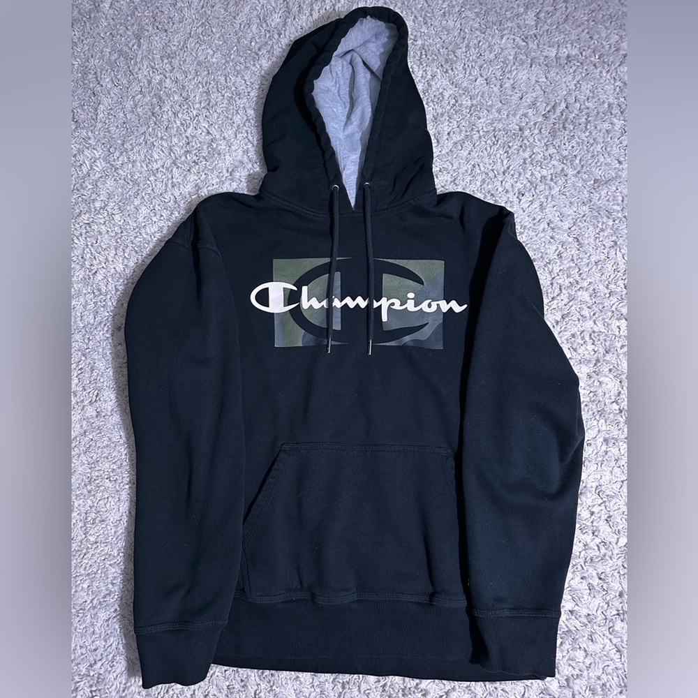 Men’s XL Champion hoodie
